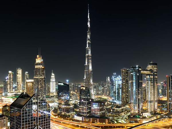 Go See The Burj Khalifa At Night